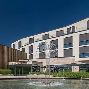 Melchior Park Hotel